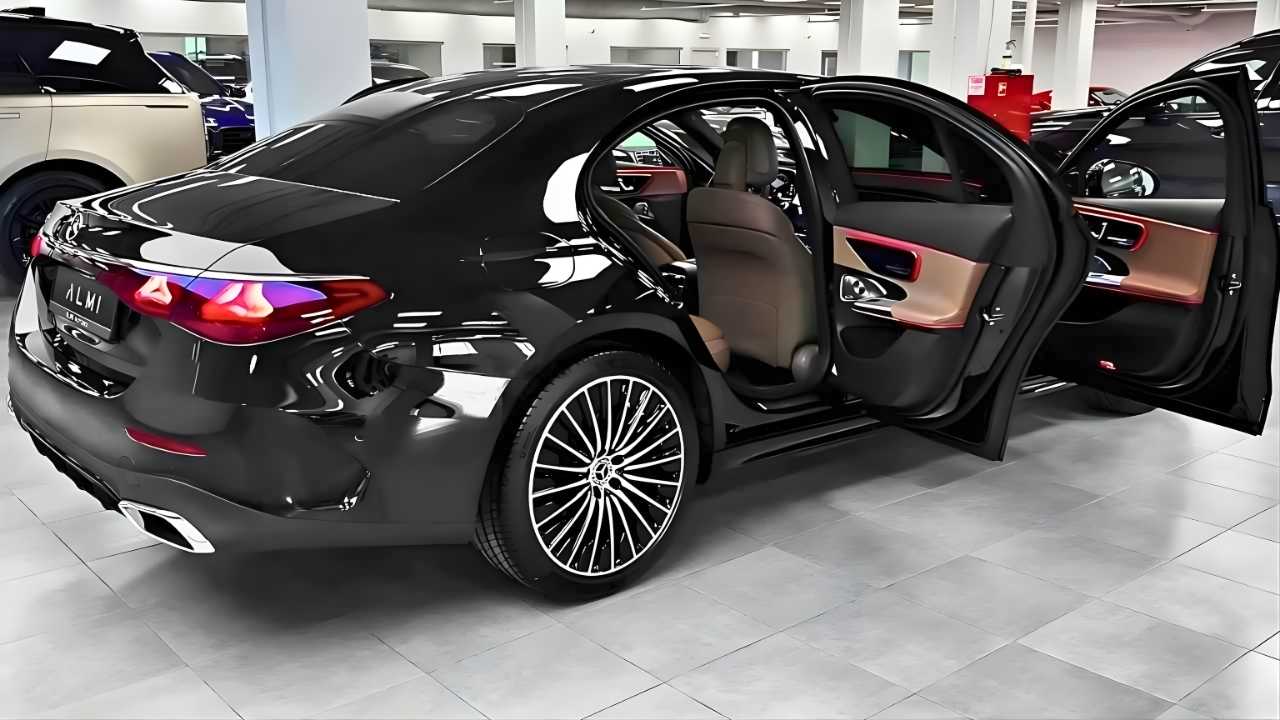 Mercedes-Benz E-Class 2026: Sedan de Lujo con Sistema Multimedia Avanzado y Motores Eficientes